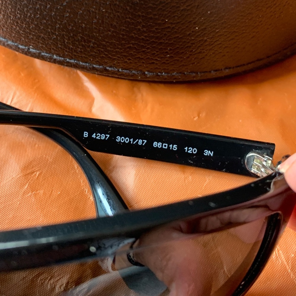 Authentic BURBERRY 66 rectangular acetate logo Sunglasses - Picture 8 of 12